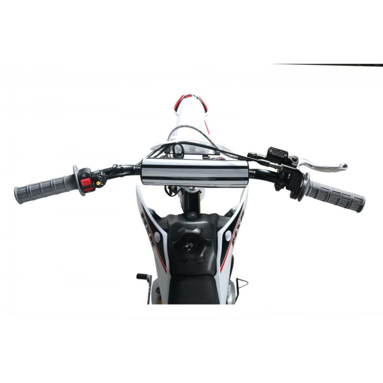 Electric StartElectric start and kick start mean's your young rider can enjoy the convenience and reliability with every start.